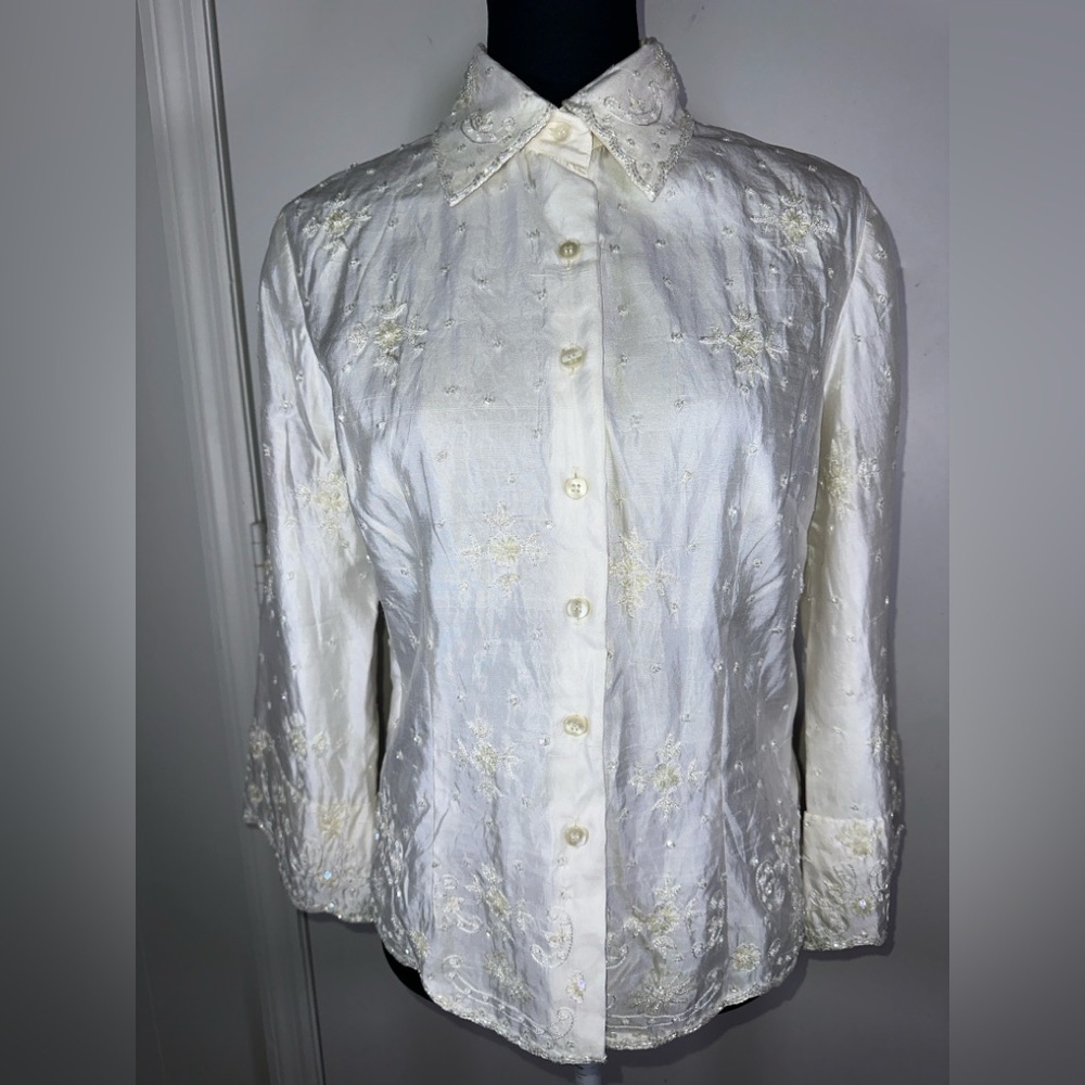 VINTAGE 100% Silk Ivory & Beaded Embroidered Women’s Shirt 0051